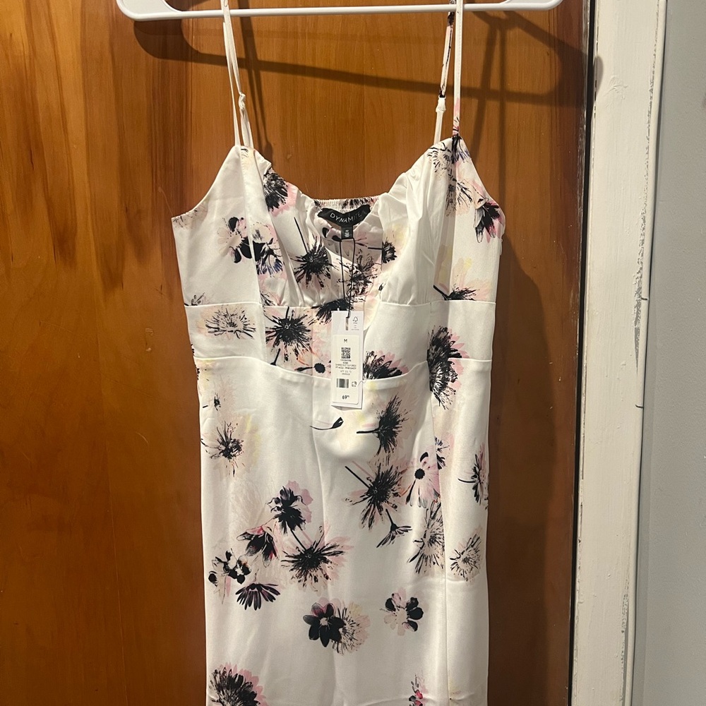 NWT Floral Dress 🌸